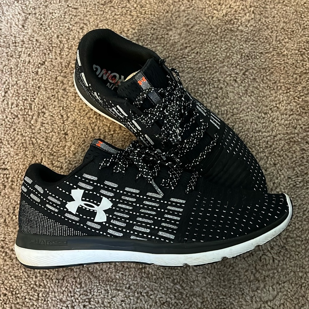 Mens Under Armour trainers Size: 12
